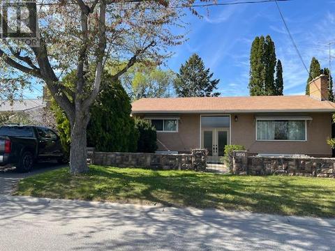 9106 74th Ave Avenue, House detached with 4 bedrooms, 2 bathrooms and 1 parking in Osoyoos BC | Card Image