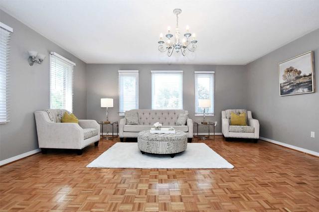 1181 Jeff Dr, House detached with 4 bedrooms, 4 bathrooms and 4 parking in Oakville ON | Image 6