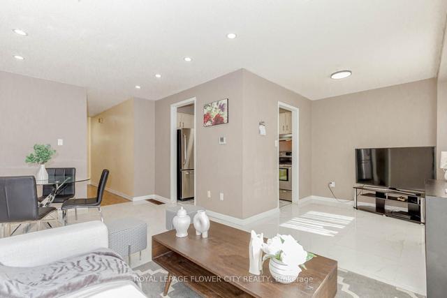 119 - 51 Paulander Dr, Townhouse with 3 bedrooms, 1 bathrooms and 2 parking in Kitchener ON | Image 6