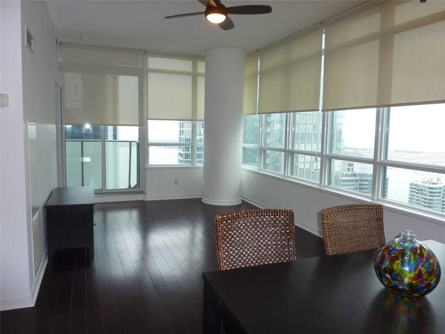 3510 - 55 Bremner Blvd, Condo with 2 bedrooms, 2 bathrooms and 1 parking in Toronto ON | Image 15