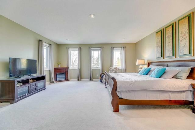 22a Ava Cres, House detached with 5 bedrooms, 5 bathrooms and 6 parking in Richmond Hill ON | Image 8
