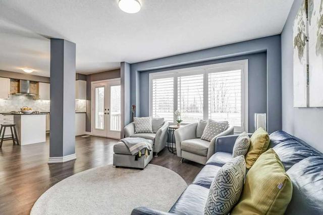 7697 Sassafras Tr, House detached with 3 bedrooms, 3 bathrooms and 4 parking in Niagara Falls ON | Image 5