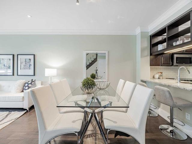 th4 - 15 Viking Lane, Townhouse with 3 bedrooms, 3 bathrooms and 2 parking in Toronto ON | Image 4
