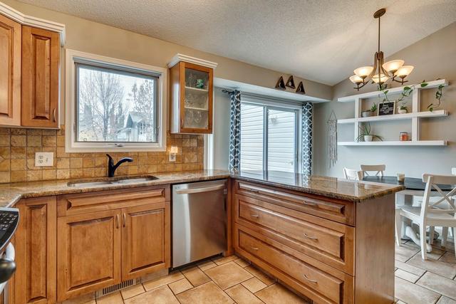 348 Waterstone Place Se, House detached with 5 bedrooms, 3 bathrooms and 5 parking in Airdrie AB | Image 21