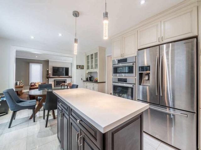 2098 Mississauga Rd, House detached with 4 bedrooms, 5 bathrooms and 8 parking in Mississauga ON | Image 28