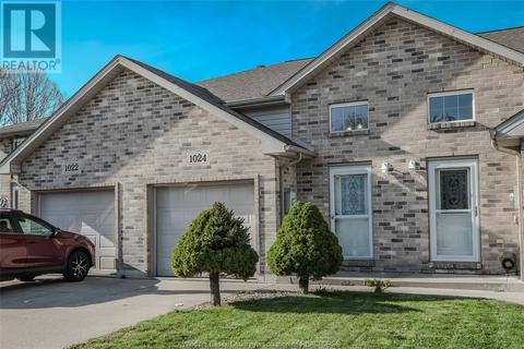 1024 King Richard, House detached with 3 bedrooms, 2 bathrooms and null parking in Lakeshore ON | Card Image