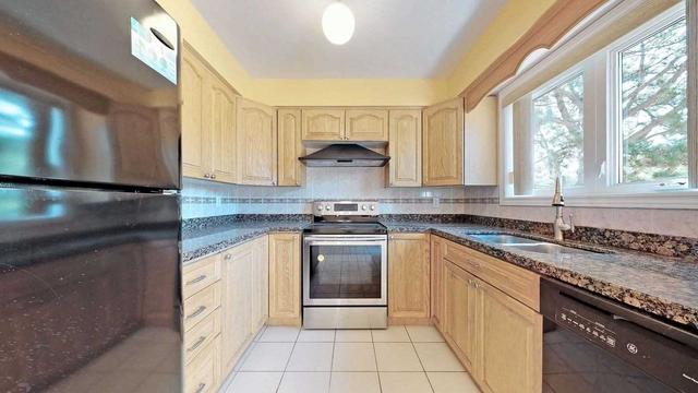 22 Leyton Ave, House detached with 5 bedrooms, 4 bathrooms and 4 parking in Toronto ON | Image 22