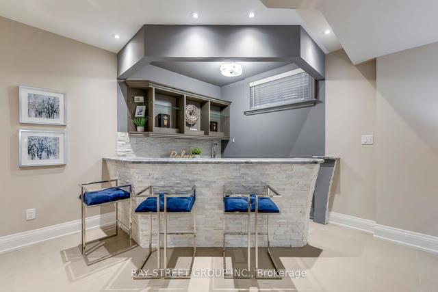 21 Frontier Dr, House detached with 4 bedrooms, 6 bathrooms and 6 parking in Richmond Hill ON | Image 30