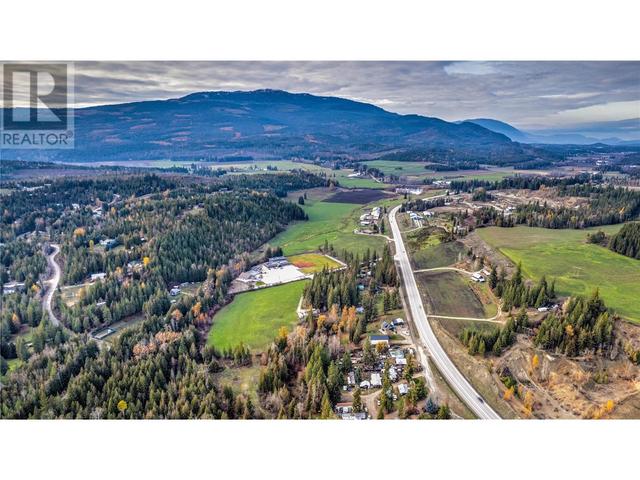 11 Gardom Lake Road, House detached with 2 bedrooms, 2 bathrooms and null parking in North Okanagan F BC | Image 51