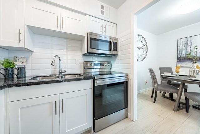 405 - 180 Limeridge Rd W, Condo with 2 bedrooms, 1 bathrooms and 1 parking in Hamilton ON | Image 8