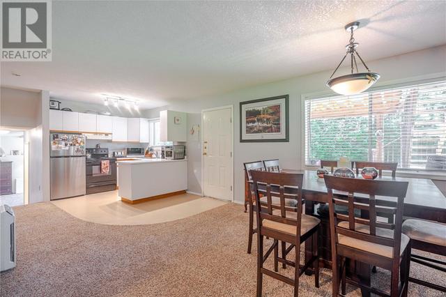 2114 Trident Pl, House detached with 4 bedrooms, 4 bathrooms and 6 parking in North Saanich BC | Image 26
