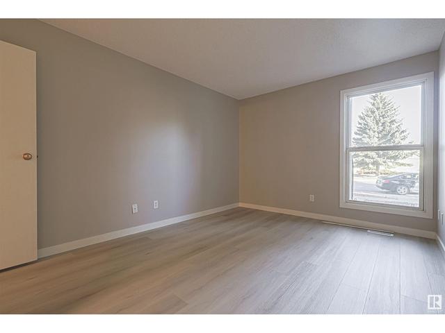 17227 92 Av Nw, House attached with 2 bedrooms, 1 bathrooms and 1 parking in Edmonton AB | Image 20