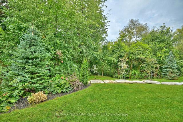 50 Aberdeen Lane S, Townhouse with 2 bedrooms, 3 bathrooms and 2 parking in Niagara on the Lake ON | Image 33