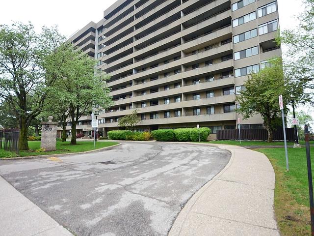103 - 1300 Mississauga Valley Blvd, Condo with 2 bedrooms, 2 bathrooms and 1 parking in Mississauga ON | Image 1