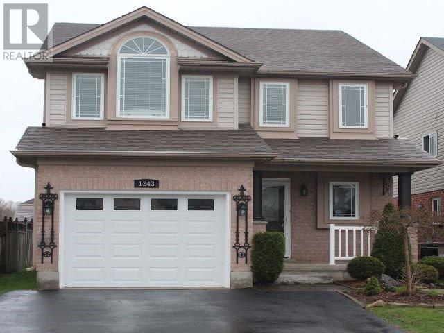 1243 Blackmaple Dr, House detached with 3 bedrooms, 4 bathrooms and 2 parking in London ON | Image 1