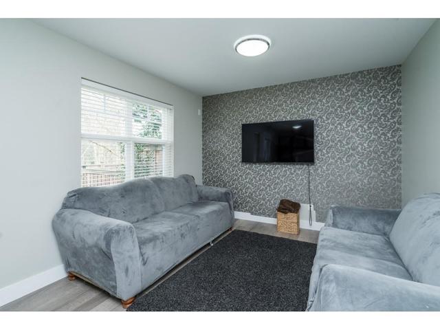 52 - 6350 142 Street, House attached with 3 bedrooms, 3 bathrooms and 2 parking in Surrey BC | Image 26
