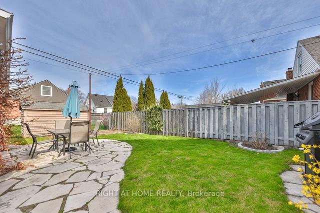 160 Rodgers Rd, House detached with 2 bedrooms, 2 bathrooms and 4 parking in Hamilton ON | Image 20