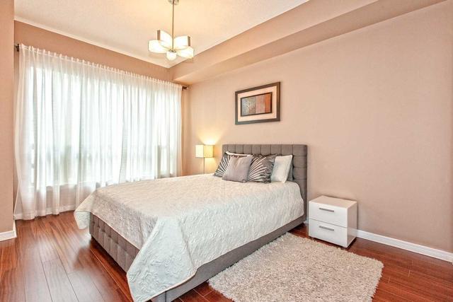519 - 2 Maison Parc Crt, Condo with 2 bedrooms, 2 bathrooms and 2 parking in Vaughan ON | Image 18