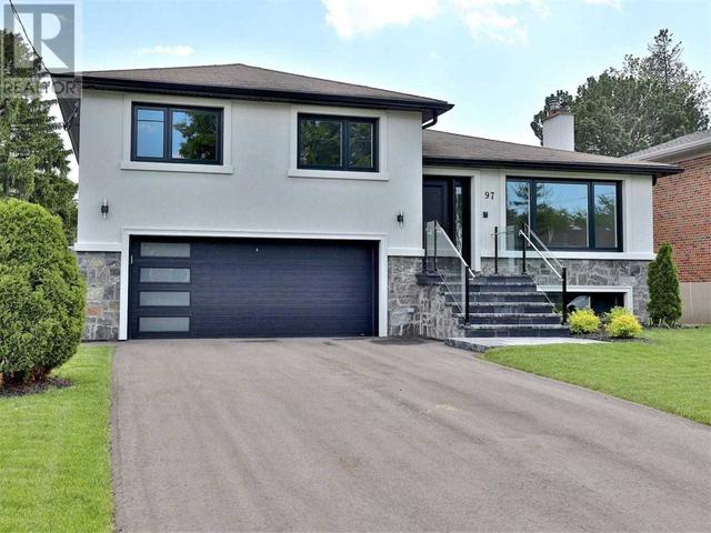 97 Betty Ann Dr, House detached with 3 bedrooms, 4 bathrooms and 6 parking in Toronto ON | Image 1