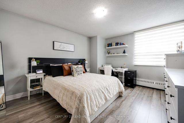 519 - 551 The West Mall, Condo with 3 bedrooms, 2 bathrooms and 1 parking in Toronto ON | Image 6