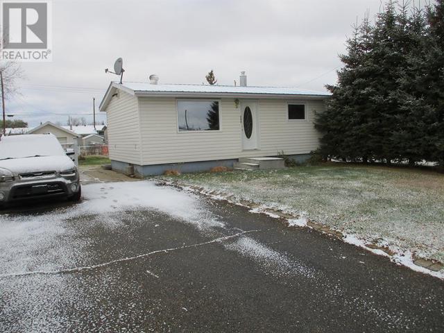 406, 3rd Street Ne, House detached with 3 bedrooms, 1 bathrooms and 2 parking in Manning AB | Image 22