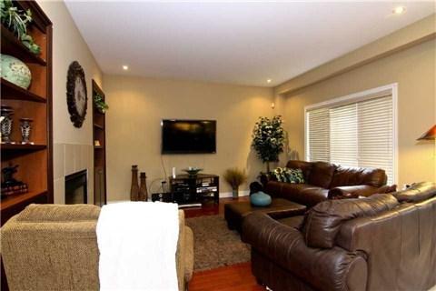3297 Topeka Dr, House detached with 5 bedrooms, 4 bathrooms and 2 parking in Mississauga ON | Image 6