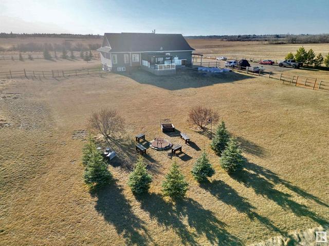 57023 Rge Rd 231, House detached with 4 bedrooms, 3 bathrooms and null parking in Sturgeon County AB | Image 61