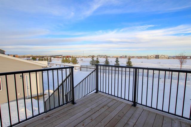 8 Memorial Parkway, House detached with 3 bedrooms, 2 bathrooms and 2 parking in Red Deer County AB | Image 18