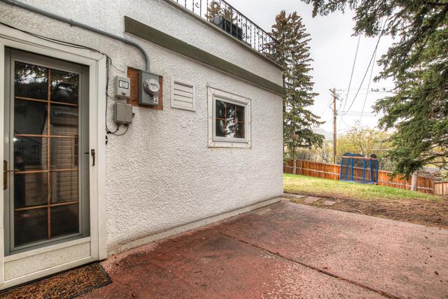 540 Sunderland Avenue Sw, House detached with 3 bedrooms, 2 bathrooms and 2 parking in Calgary AB | Image 39
