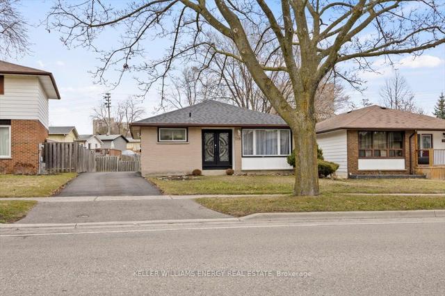 719 Central Park Blvd N, House detached with 3 bedrooms, 2 bathrooms and 3 parking in Oshawa ON | Image 23