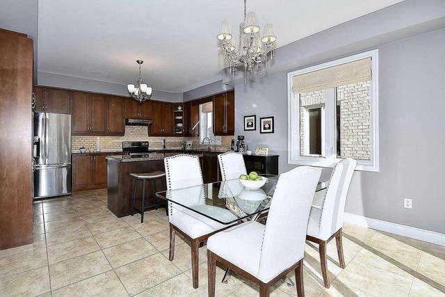 65 Vitlor Dr, House detached with 4 bedrooms, 4 bathrooms and 6 parking in Richmond Hill ON | Image 7