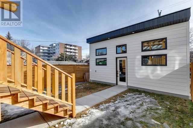 1930 27 Street Sw, House detached with 4 bedrooms, 3 bathrooms and 2 parking in Calgary AB | Image 46