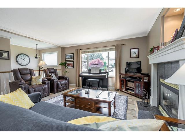35118 Morgan Way, House other with 4 bedrooms, 2 bathrooms and 7 parking in Abbotsford BC | Image 5