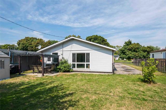 16 Seneca Rd, House detached with 3 bedrooms, 1 bathrooms and 4 parking in Quinte West ON | Image 14