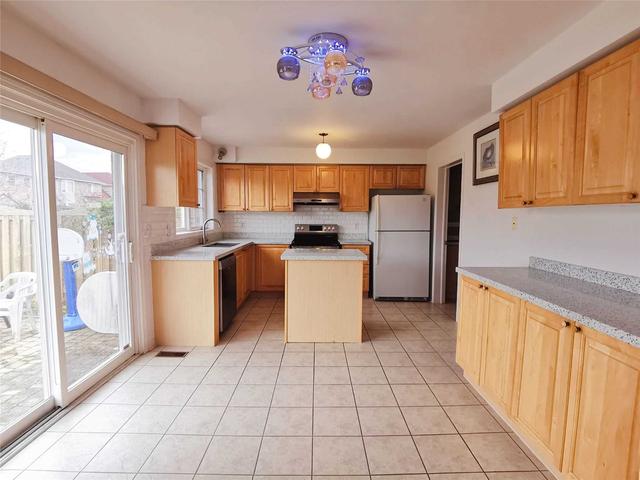 38 Staynor Cres, House detached with 3 bedrooms, 4 bathrooms and 6 parking in Markham ON | Image 17