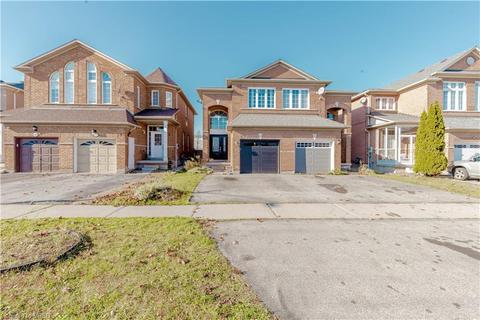 920 Ledbury Crescent, House semidetached with 3 bedrooms, 3 bathrooms and 3 parking in Mississauga ON | Card Image