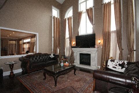 98 Isaiah Dr, House detached with 4 bedrooms, 4 bathrooms and 4 parking in Vaughan ON | Image 5