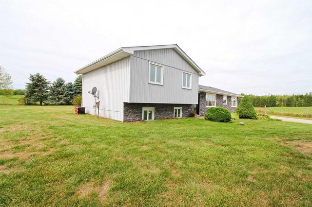 6062 Trafalgar Rd, House detached with 4 bedrooms, 3 bathrooms and 6 parking in Erin ON | Image 23