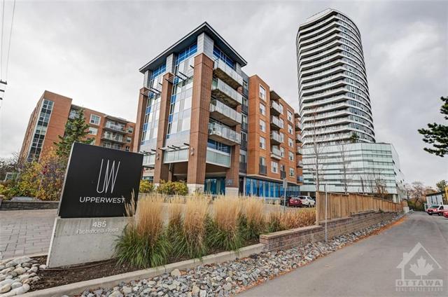 2305 - 485 Richmond Road, Condo with 2 bedrooms, 2 bathrooms and 1 parking in Ottawa ON | Card Image