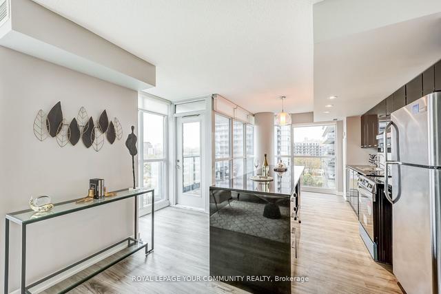 821 - 19 Singer Crt, Condo with 2 bedrooms, 2 bathrooms and 1 parking in Toronto ON | Image 25