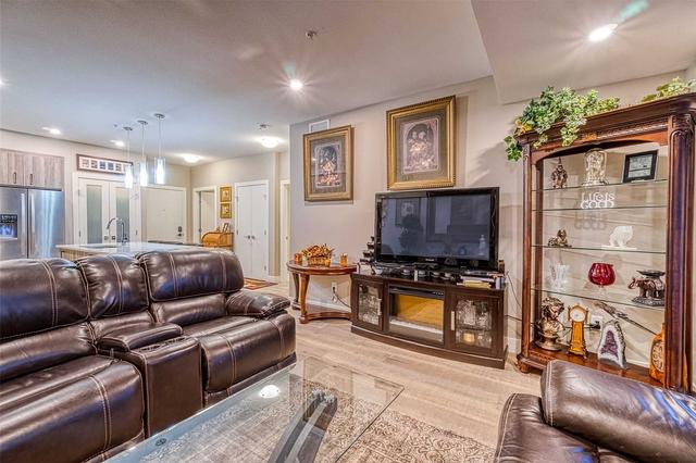 114 - 3475 Granite Close, Condo with 2 bedrooms, 2 bathrooms and 2 parking in Kelowna BC | Image 5