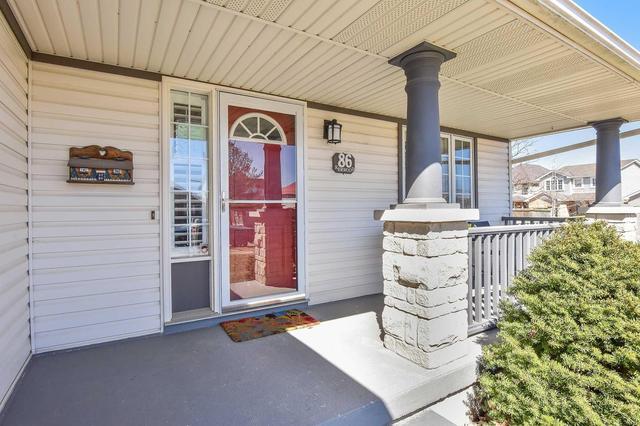 86 Kerwood Dr, House detached with 3 bedrooms, 3 bathrooms and 2 parking in Cambridge ON | Image 2
