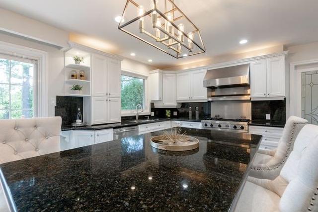 2248 Taylors Orchard Crt, House detached with 4 bedrooms, 4 bathrooms and 8 parking in Mississauga ON | Image 8