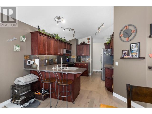 2304 Shannon Heights Place, House detached with 4 bedrooms, 2 bathrooms and 6 parking in West Kelowna BC | Image 15
