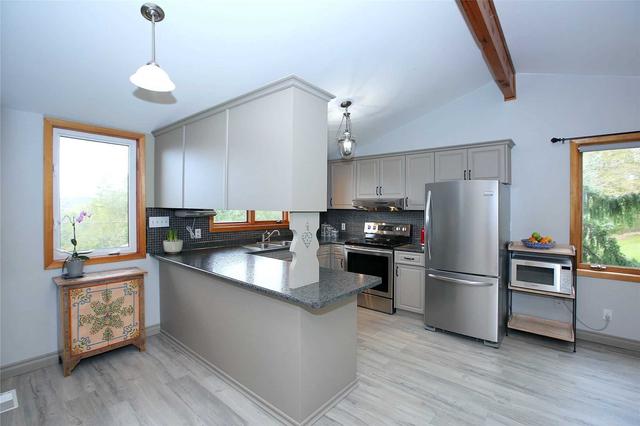 1469 County 28 Rd, House detached with 2 bedrooms, 2 bathrooms and 10 parking in Quinte West ON | Image 5