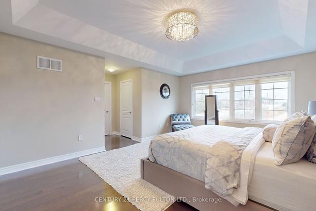 39 Jocada Crt, House detached with 4 bedrooms, 5 bathrooms and 6 parking in Richmond Hill ON | Image 9