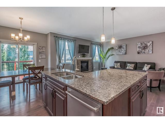1298 Starling Dr Nw, House detached with 4 bedrooms, 2 bathrooms and null parking in Edmonton AB | Image 5