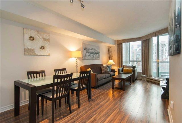 1003 - 38 Elm St, Condo with 2 bedrooms, 2 bathrooms and 1 parking in Toronto ON | Image 14