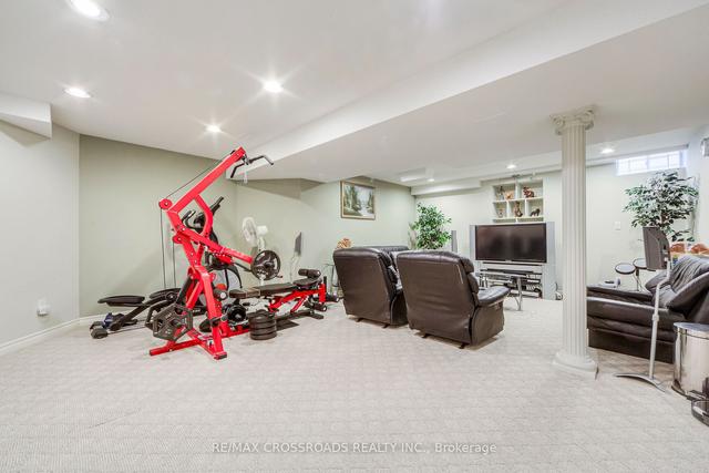 238 Highglen Ave, House detached with 4 bedrooms, 5 bathrooms and 5 parking in Markham ON | Image 29