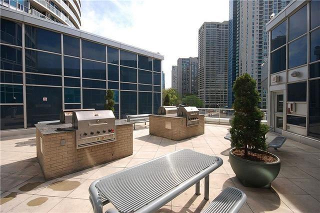 1001 - 208 Queens Quay W, Condo with 1 bedrooms, 1 bathrooms and null parking in Toronto ON | Image 17